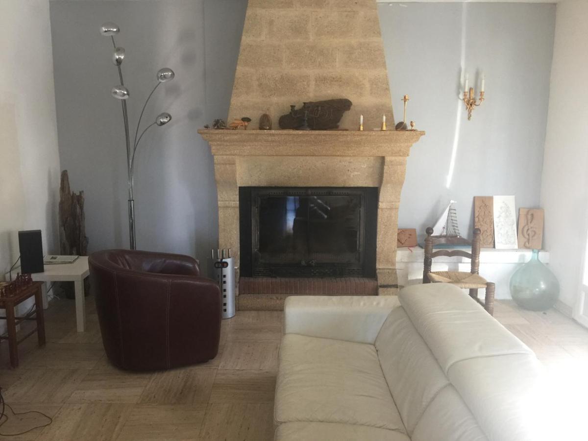 Chambre Pratique Avec Wc Et Vasque Attenant Du Rucher Naturaile Монтаньяк Экстерьер фото