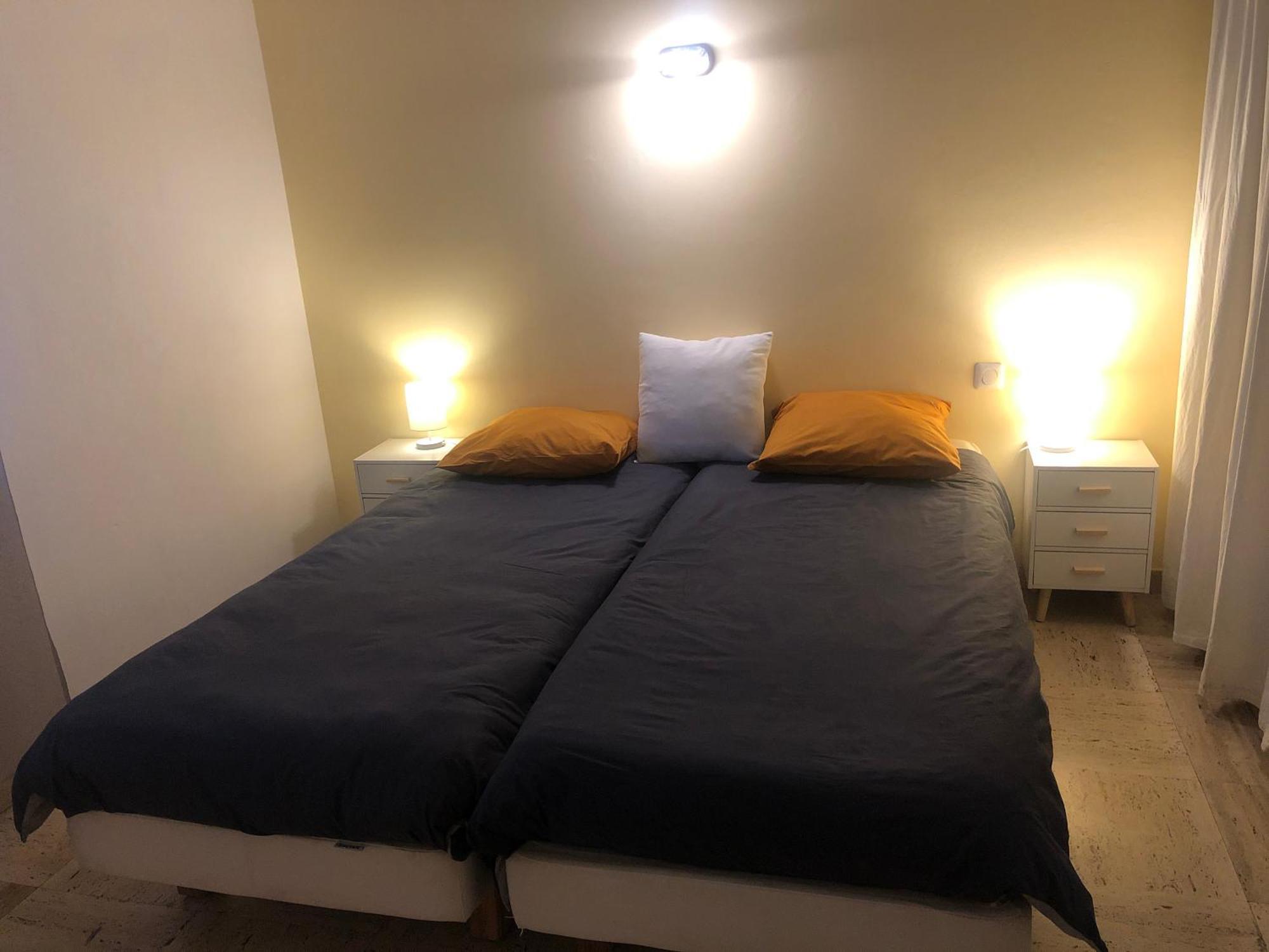 Chambre Pratique Avec Wc Et Vasque Attenant Du Rucher Naturaile Монтаньяк Экстерьер фото